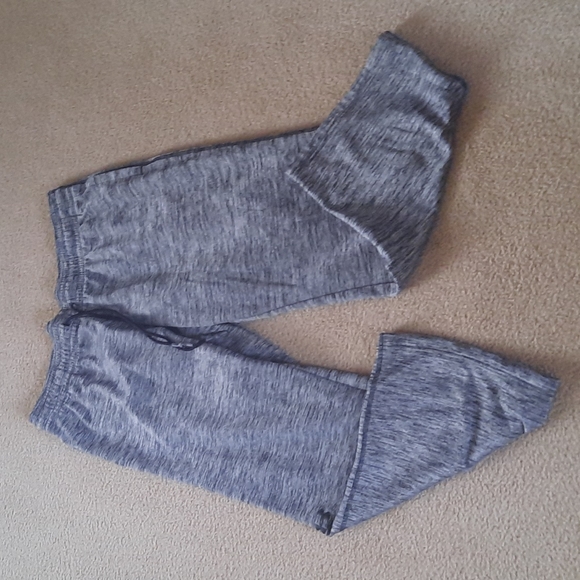 Under Armour Pants - Womens  Under Armour Storm Cold Gear Pants    XL